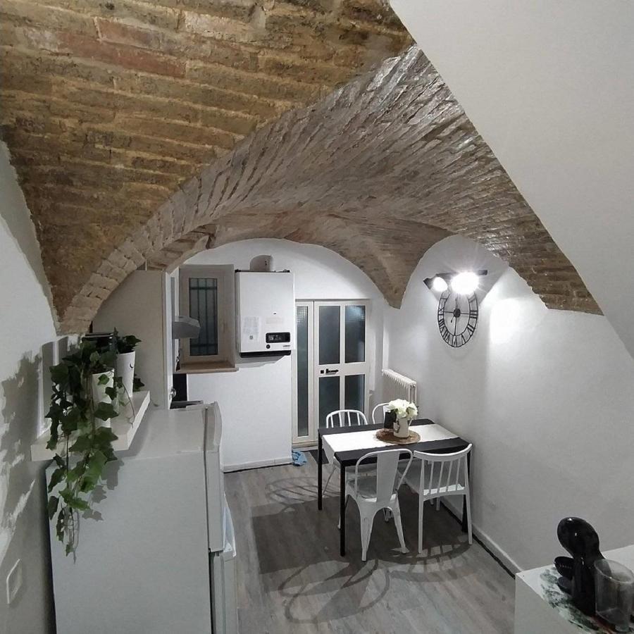 Appartement Casa In Centro Storico Vista Gran Sasso à Atri Extérieur photo