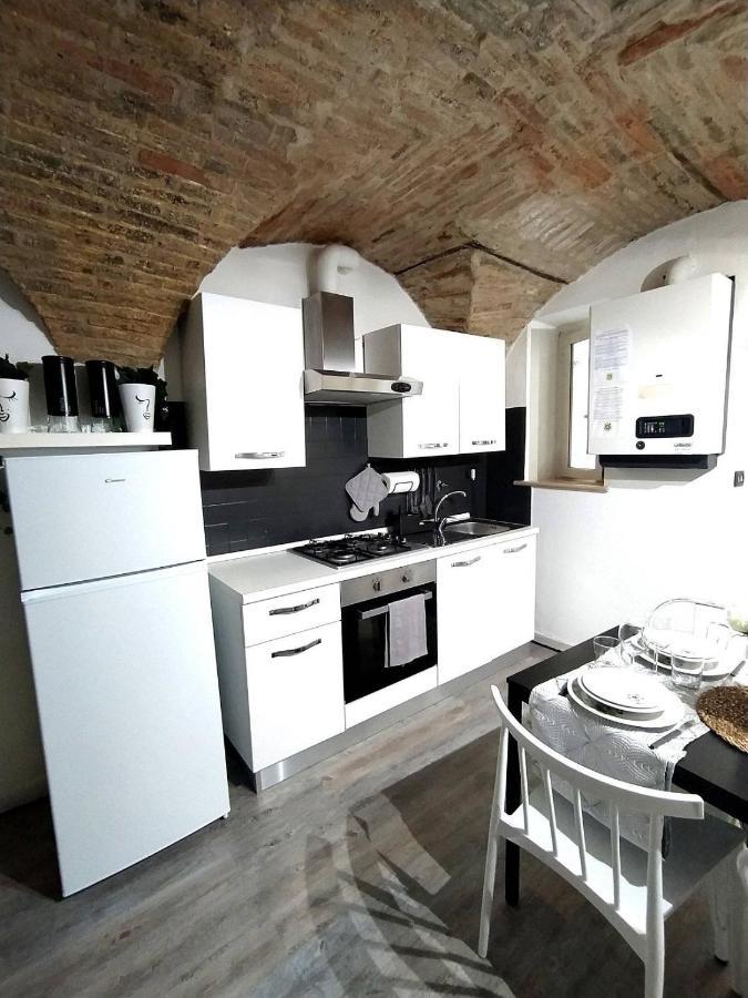 Appartement Casa In Centro Storico Vista Gran Sasso à Atri Extérieur photo